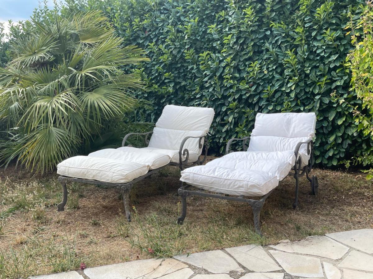 Levens Rez De Jardin, Entre Mer Et Montagne מראה חיצוני תמונה